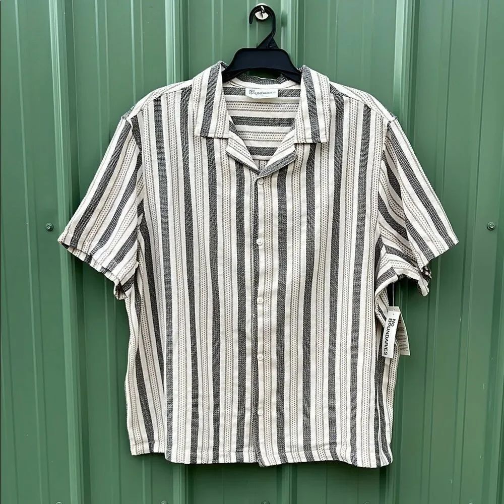 Men’s Textured Fabric Button Front Short Sleeve Shirt Size 3XL